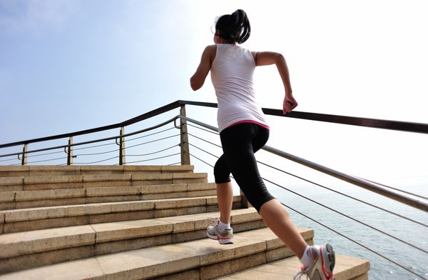 Alergatul este un exercitiu excelent pentru celulita